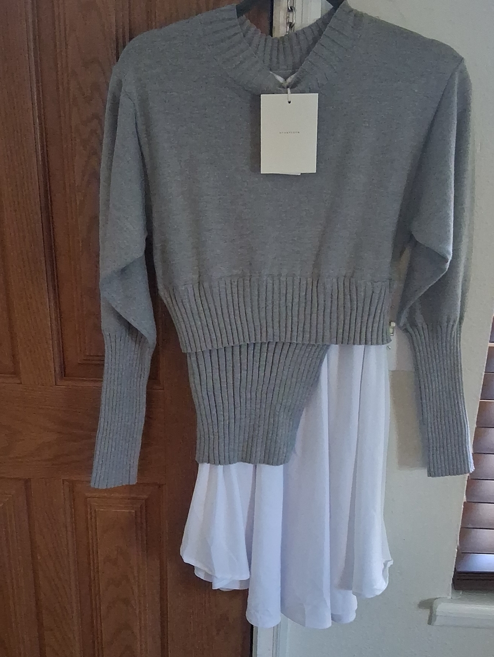 Avantlook Gray Ribbed Hem Scoop-Neck Sweater